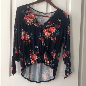 West Kei Tie Sleeve Top